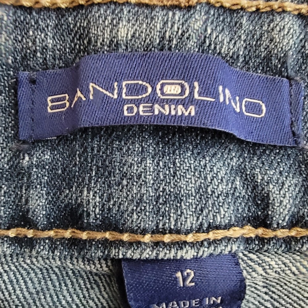 Bandolino Classic Blue Denim Jeans With Embelished Back Pockets - Picture 3 of 14